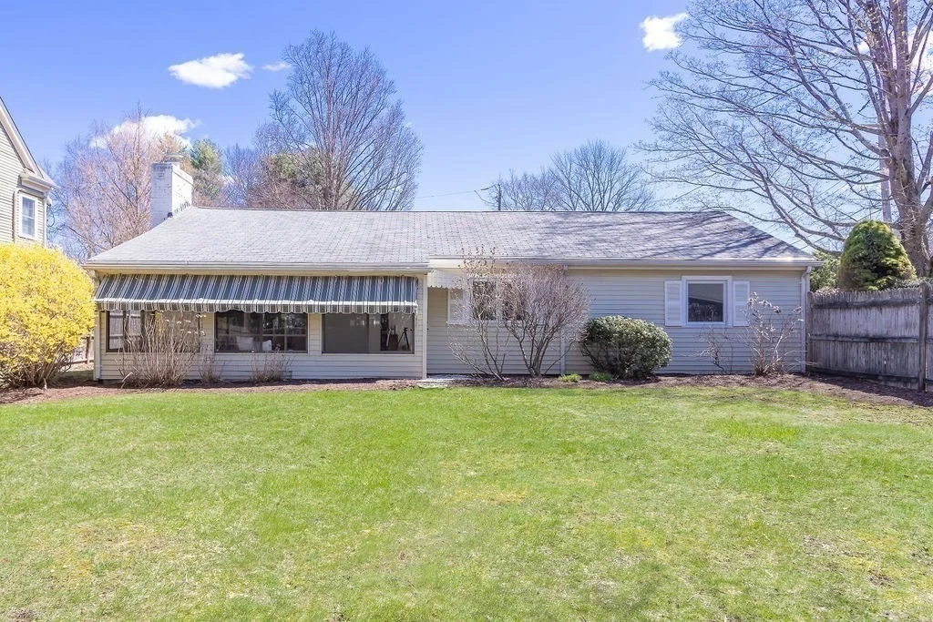 Photo of 64 Winfield St