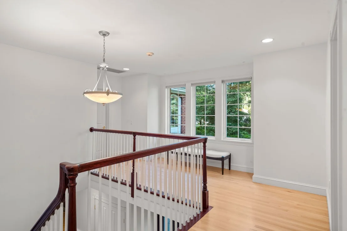 Photo of 24 Davis Rd