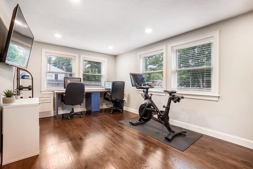 Photo of 19 Edgell Dr