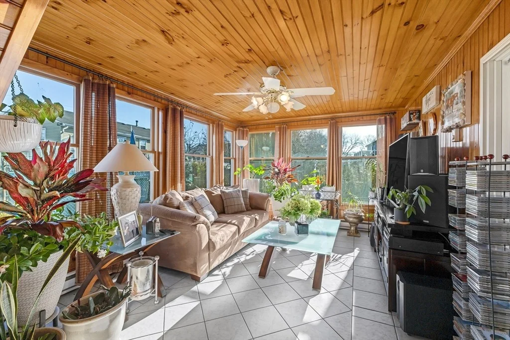 Photo of 201 Montgomery Cir