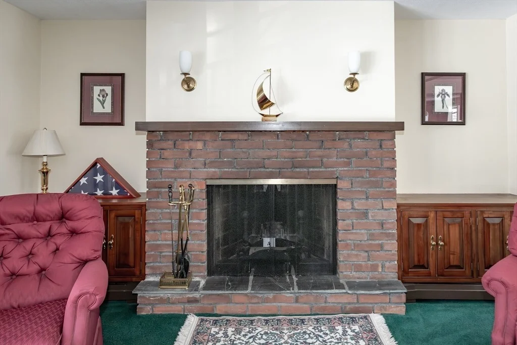 Photo of 49 Glasgow Dr