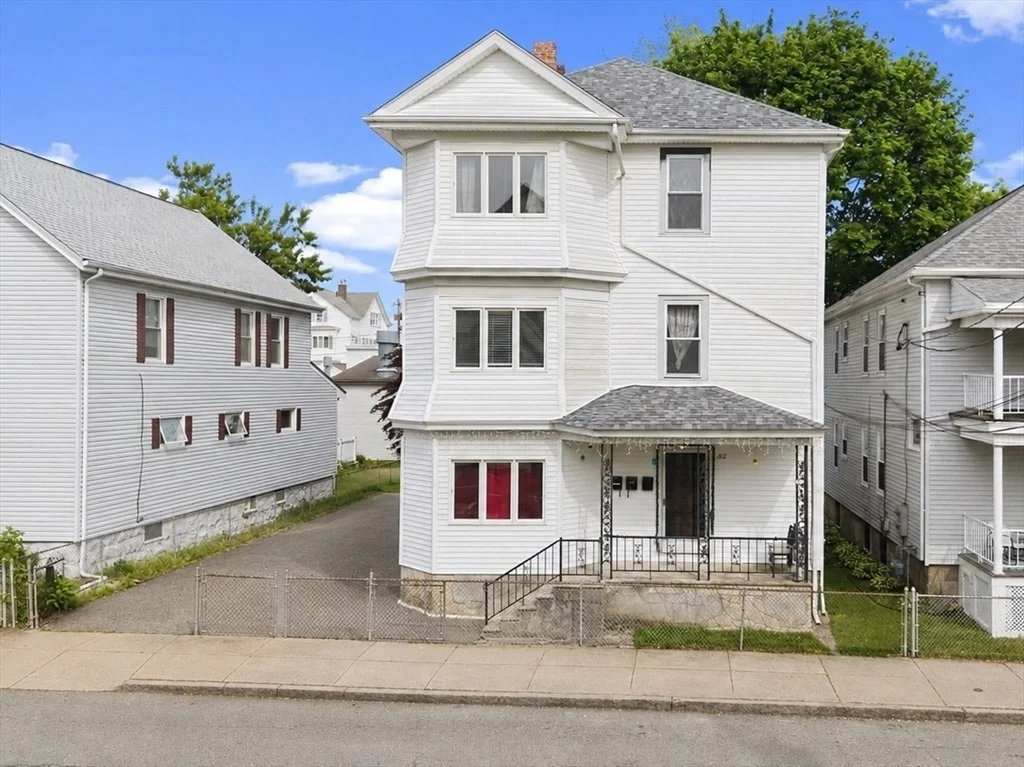 Photo of 52 Lapham St.