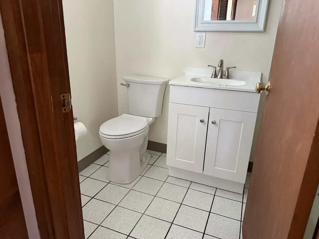 Photo of 6 Leland Rd