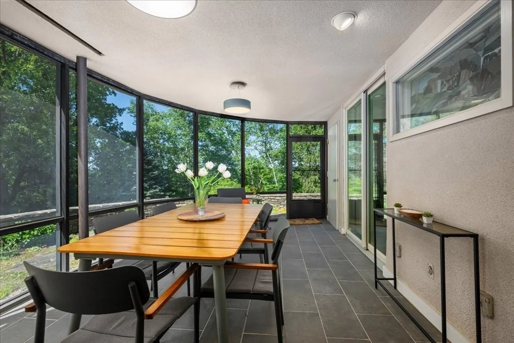 Photo of 45 Hickory Dr