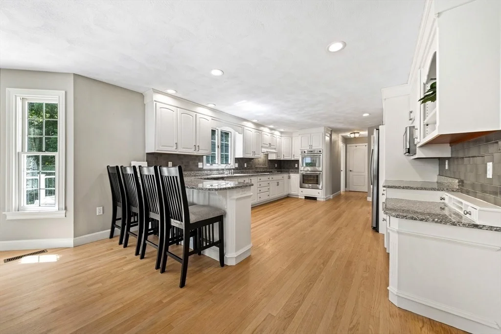Photo of 10 Morgan Dr