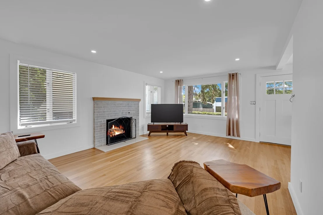 Photo of 79 Chilmark St