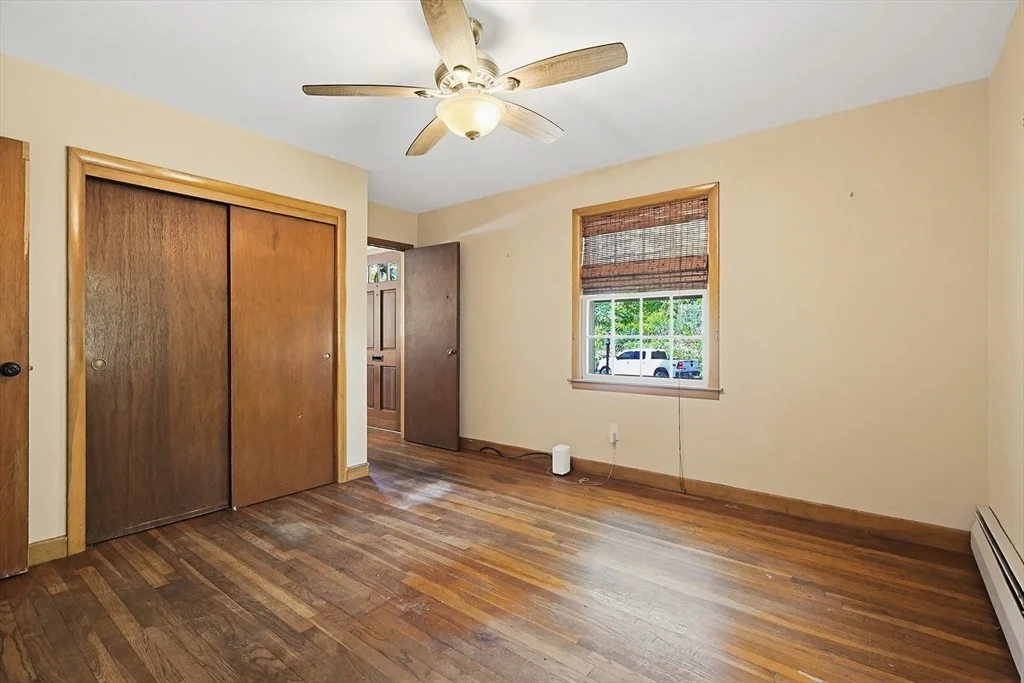 Photo of 5 Robin Hood Dr.
