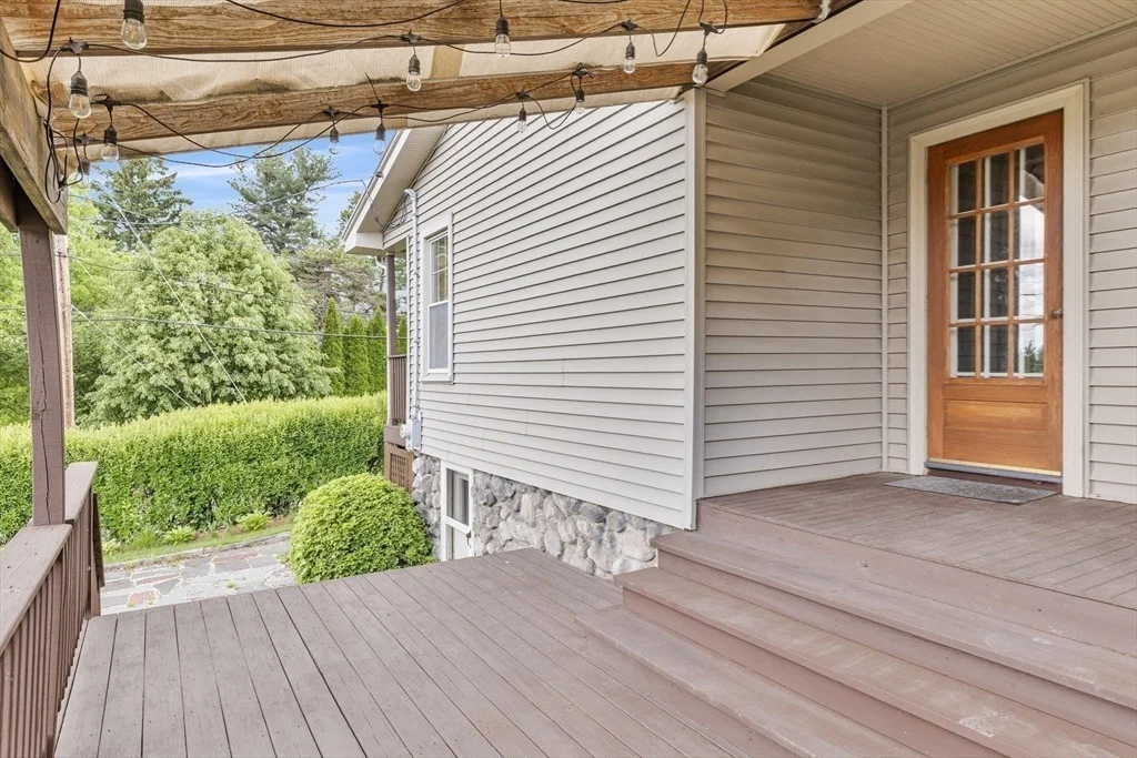 Photo of 53 Hillcroft Ave