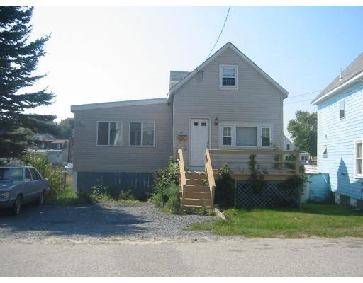 Photo of 69 Bay St