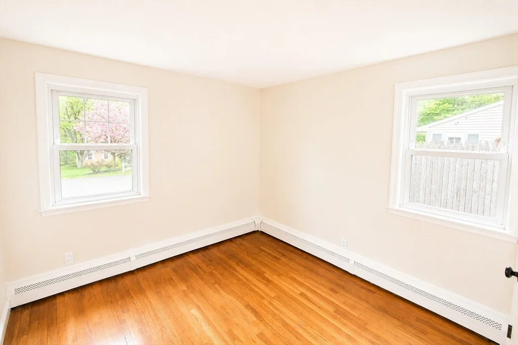 Photo of 4 Simmons Ave