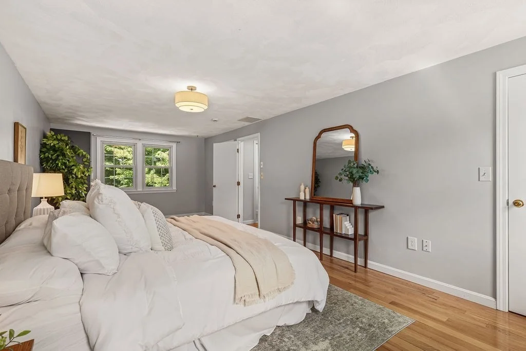 Photo of 394 Old Farm Rd