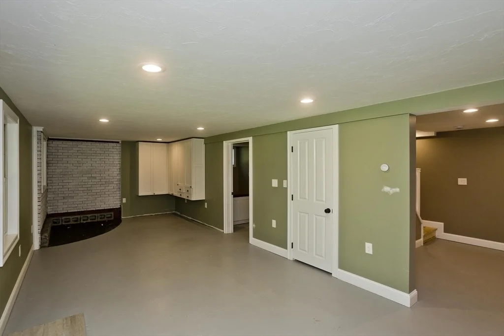 Photo of 37 Cooper Rd
