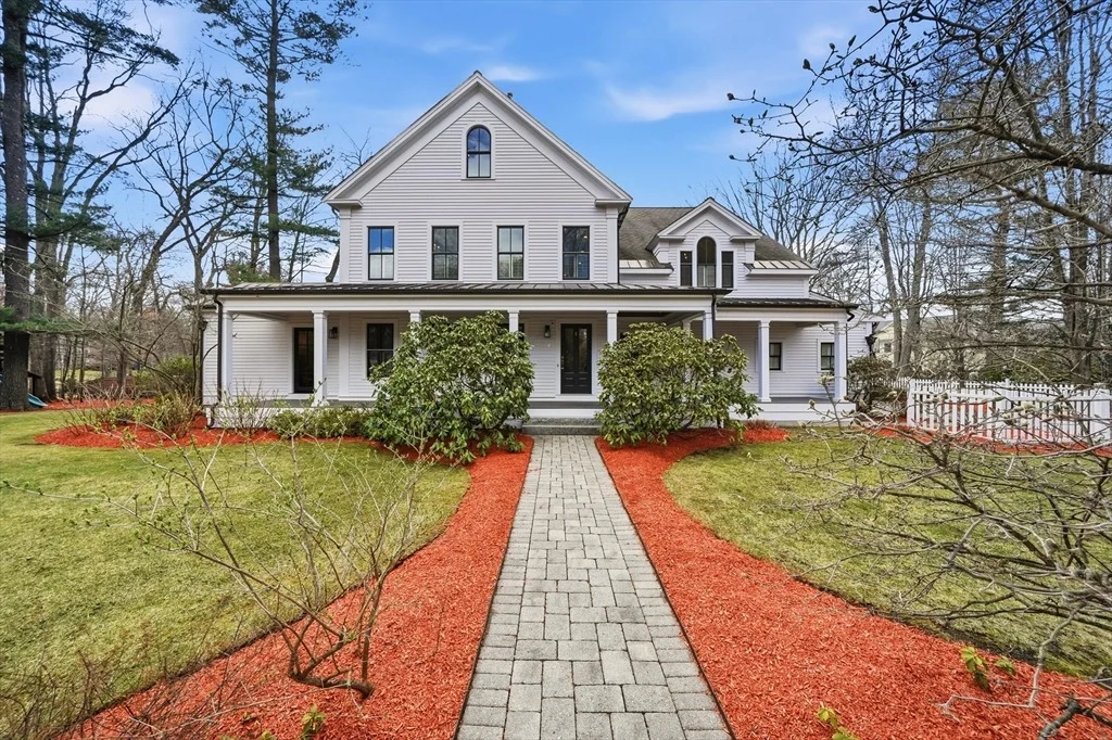 Photo of 136 Cedar St