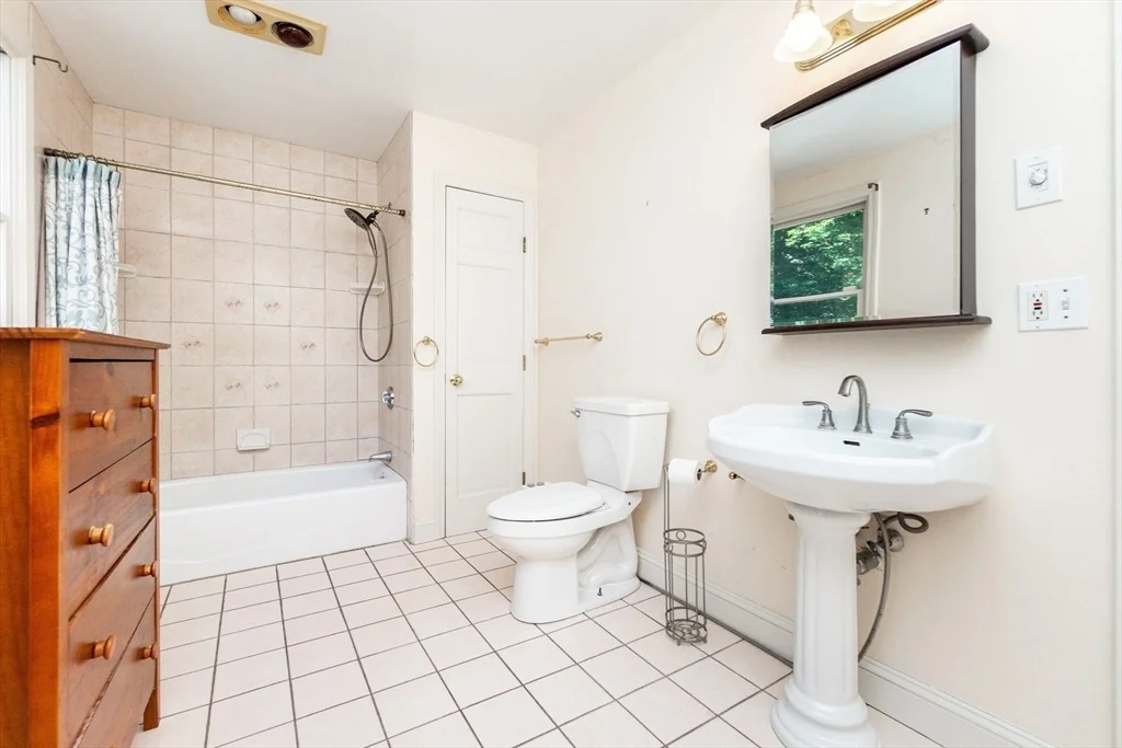 Photo of 133 Concord Rd