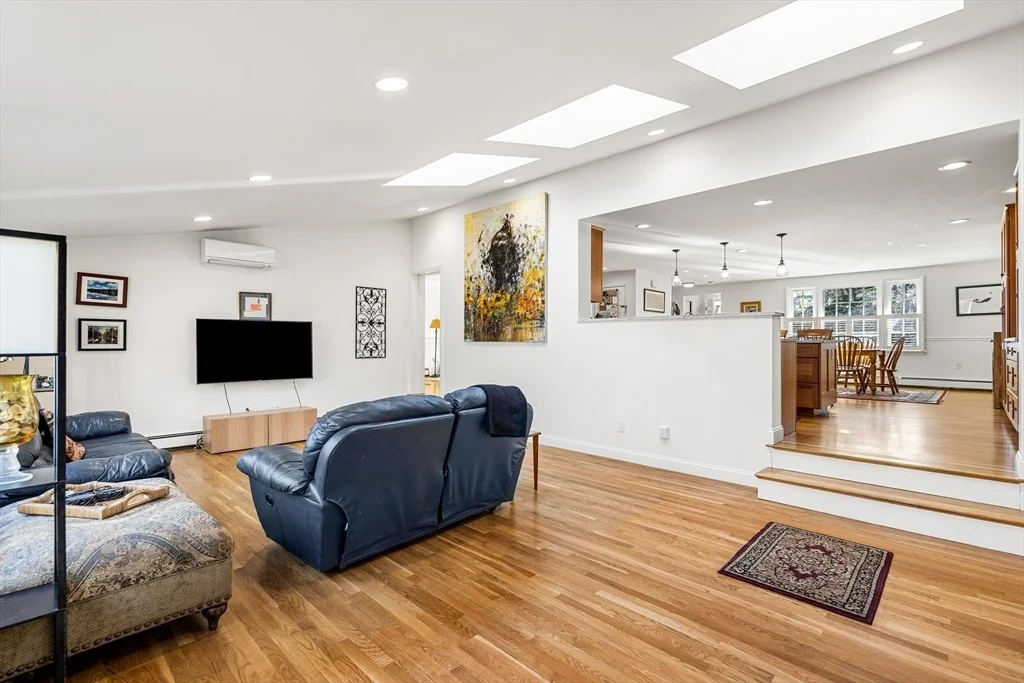 Photo of 6 Tall Tree Drive