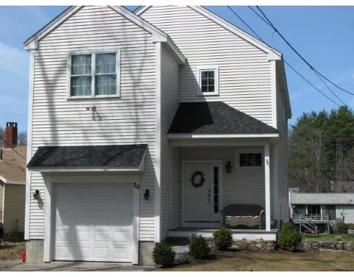 Photo of 20 Lakeside Ave