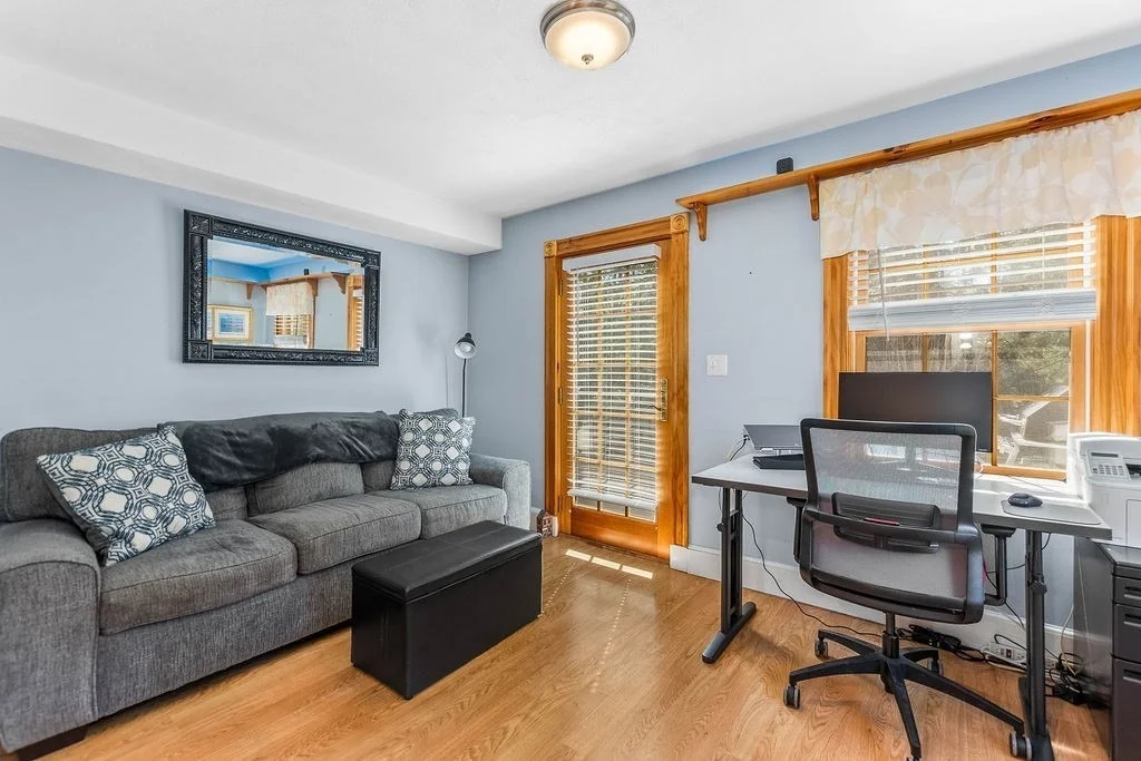 Photo of 180 Walnut St