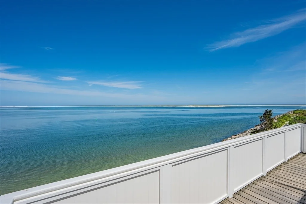 Photo of 108 Shore Road