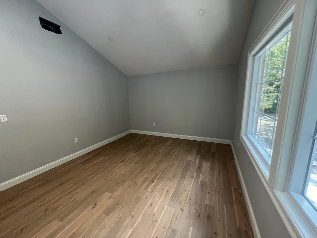 Photo of 620 Edmands Rd