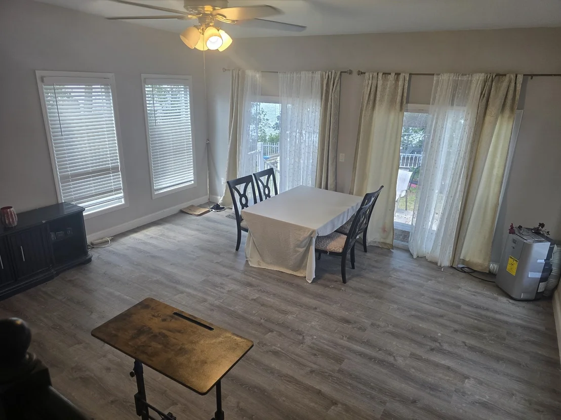 Photo of 5 Shore Rd