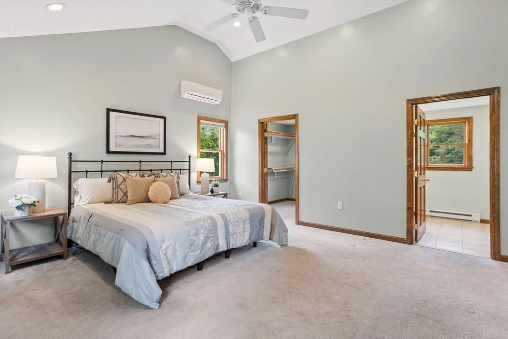 Photo of 52 Diana Dr