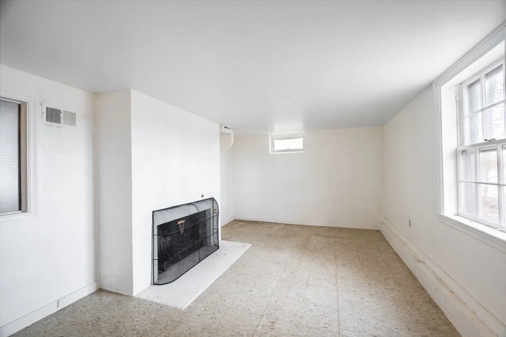 Photo of 10 Standish Way