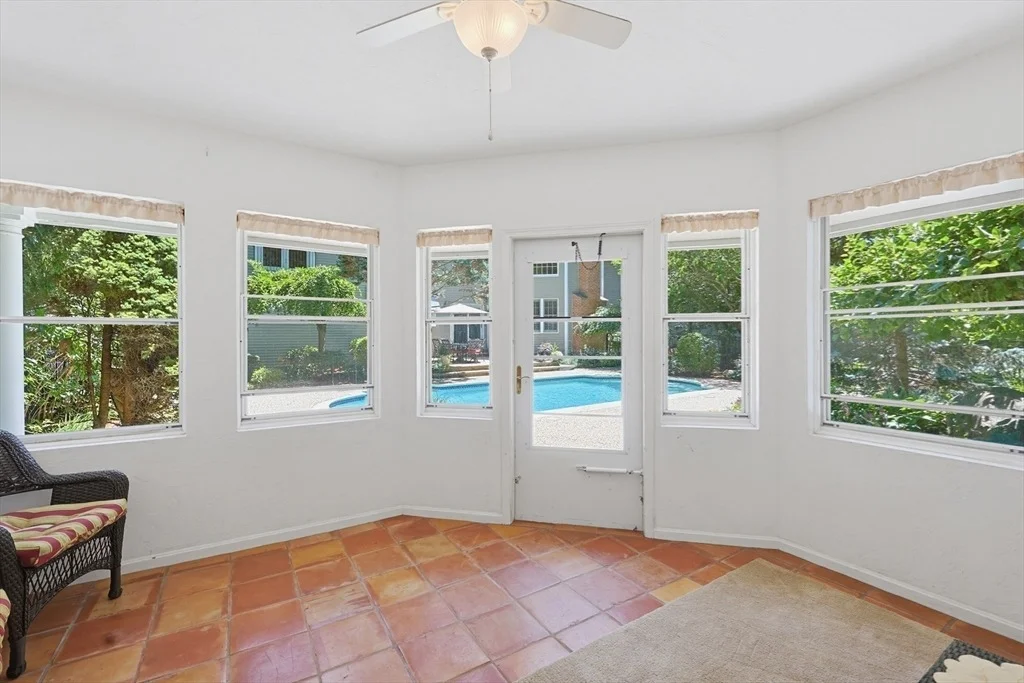 Photo of 64 Deerview Way