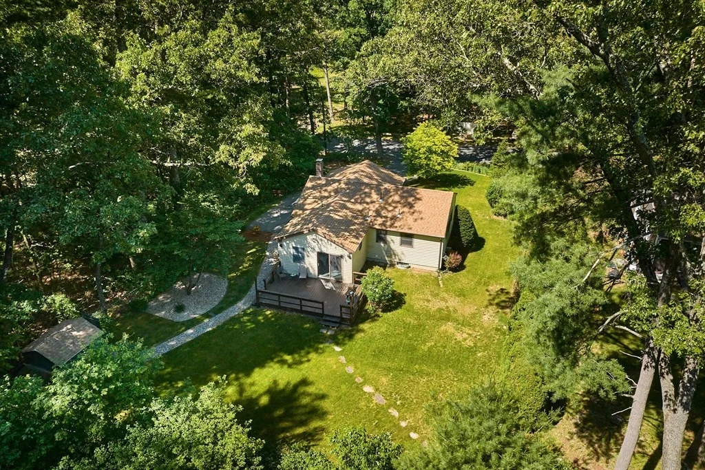 Photo of 20 Cook Rd
