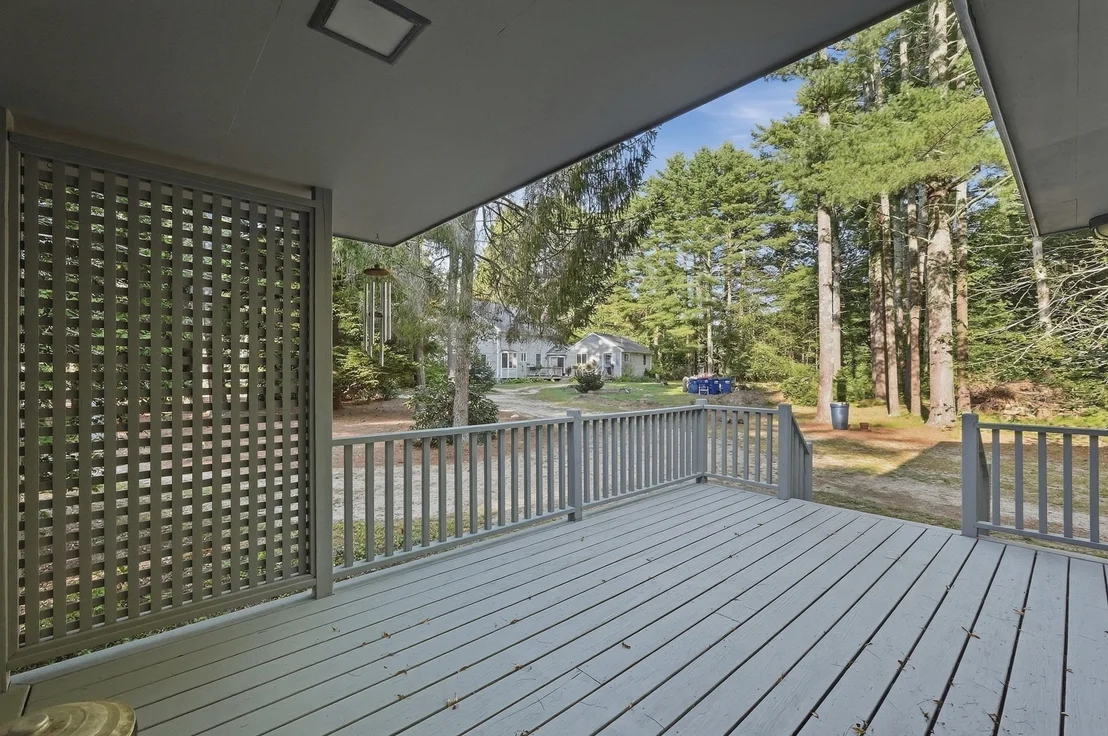 Photo of 14 Crooked River Rd