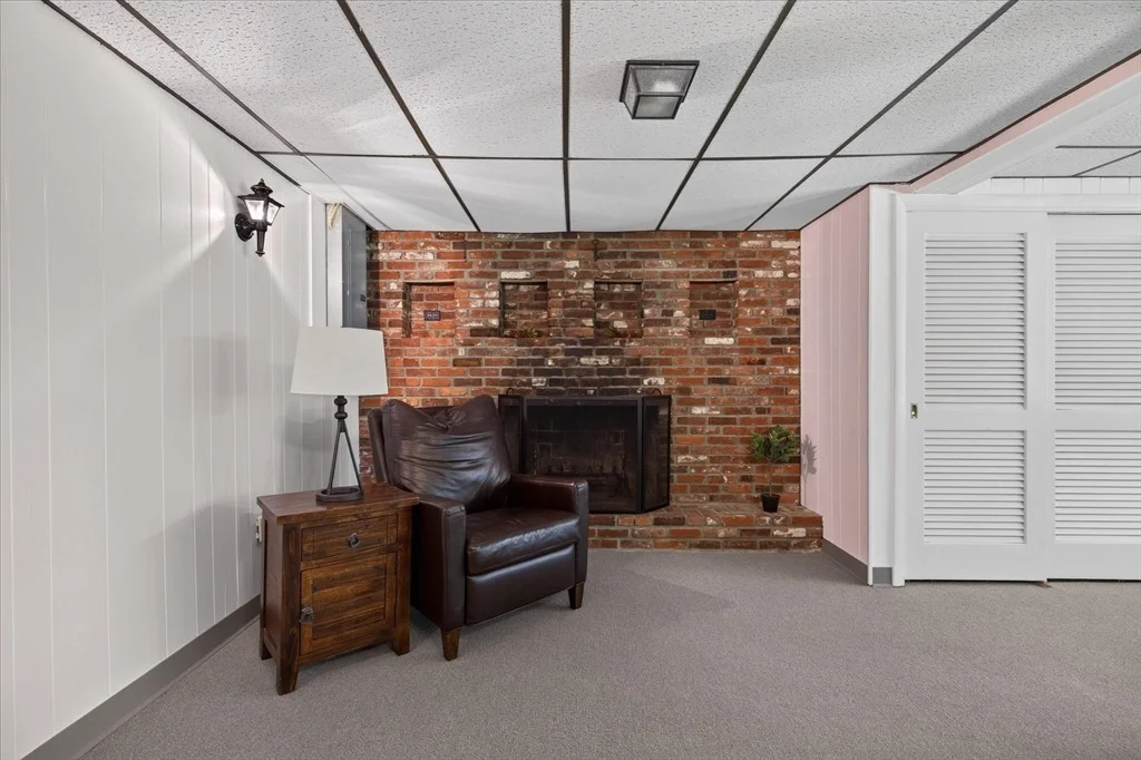 Photo of 14 Aldea Ave