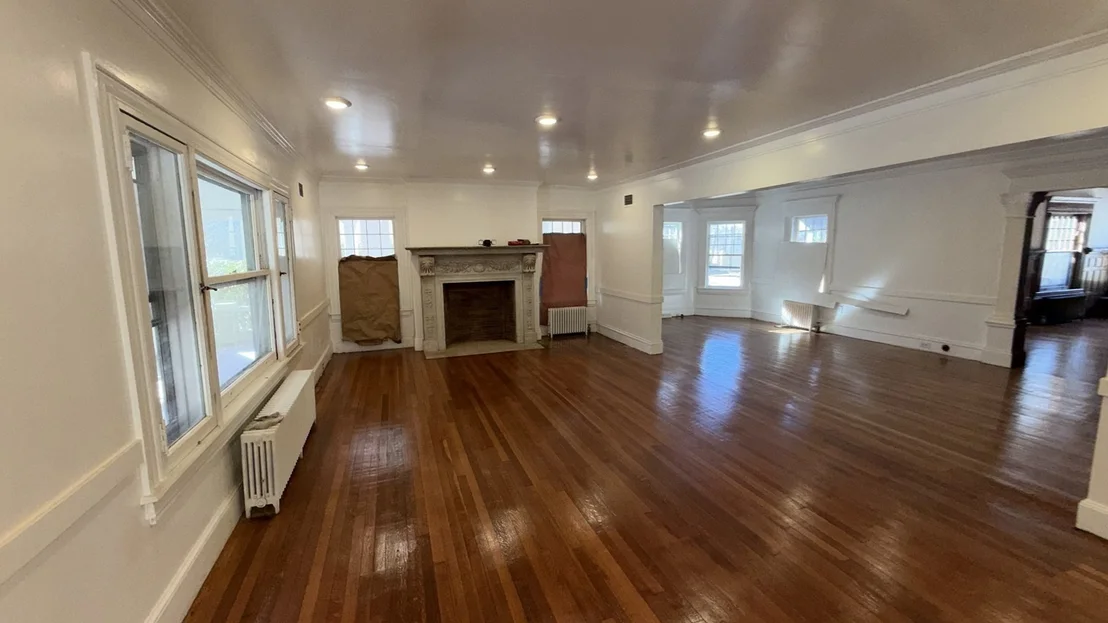 Photo of 194 Sumner Ave