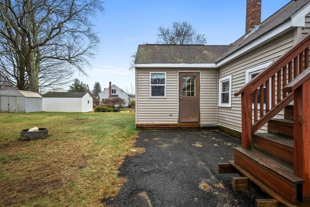 Photo of 8 Rawson Ave.