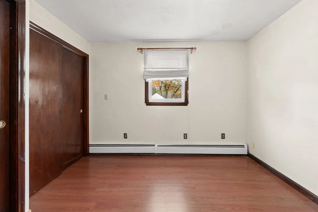 Photo of 54 Amherst St