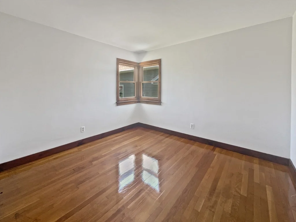 Photo of 45 Mccabe Ave