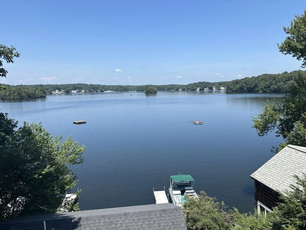 Photo of 570 Eastside Road
