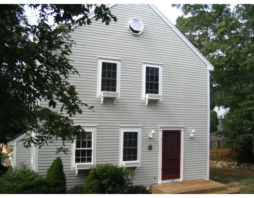 Photo of 18 Huron Avenue