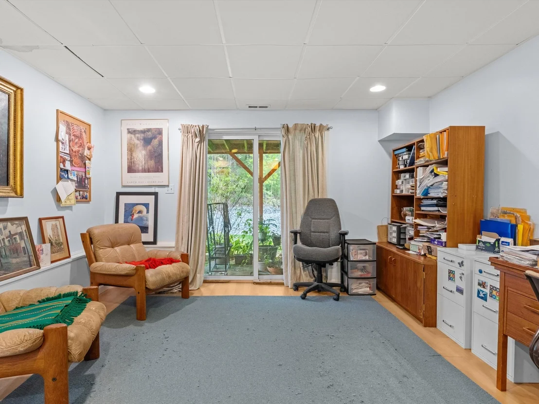Photo of Unit B at 29 Coldspring Dr