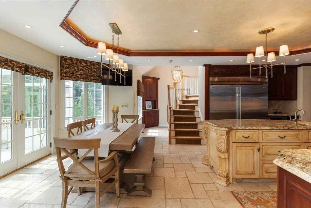 Photo of 8 Buttonwood Dr