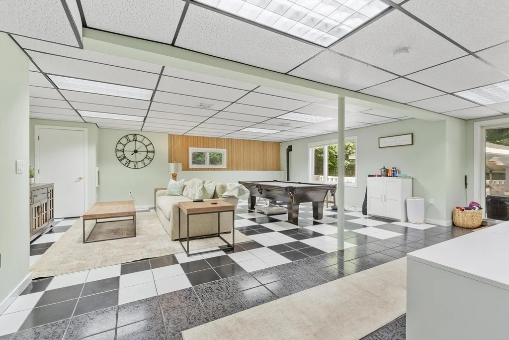 Photo of 60 Commonwealth Cir
