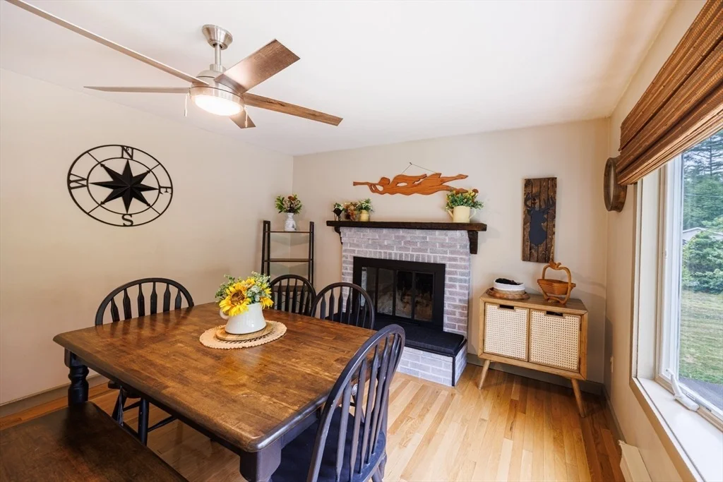 Photo of 142 Squannacook Rd