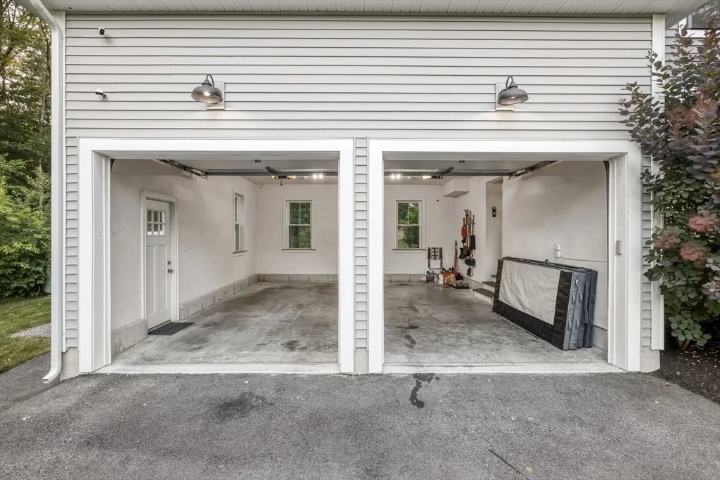Photo of 540 Pulaski Boulevard