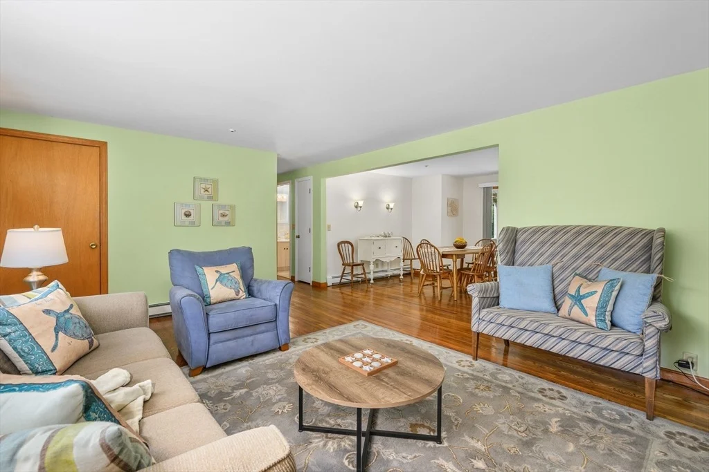 Photo of 8 Hofe Rd