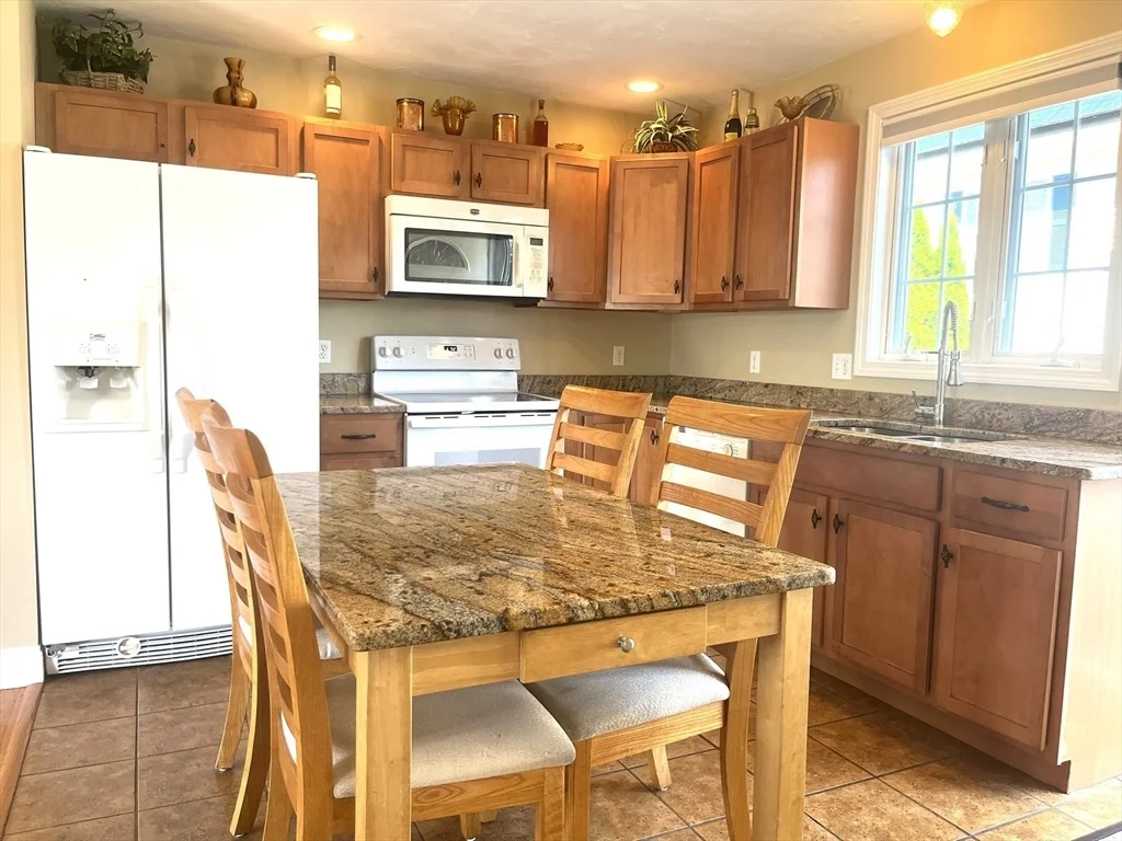 Photo of 1434 Main St