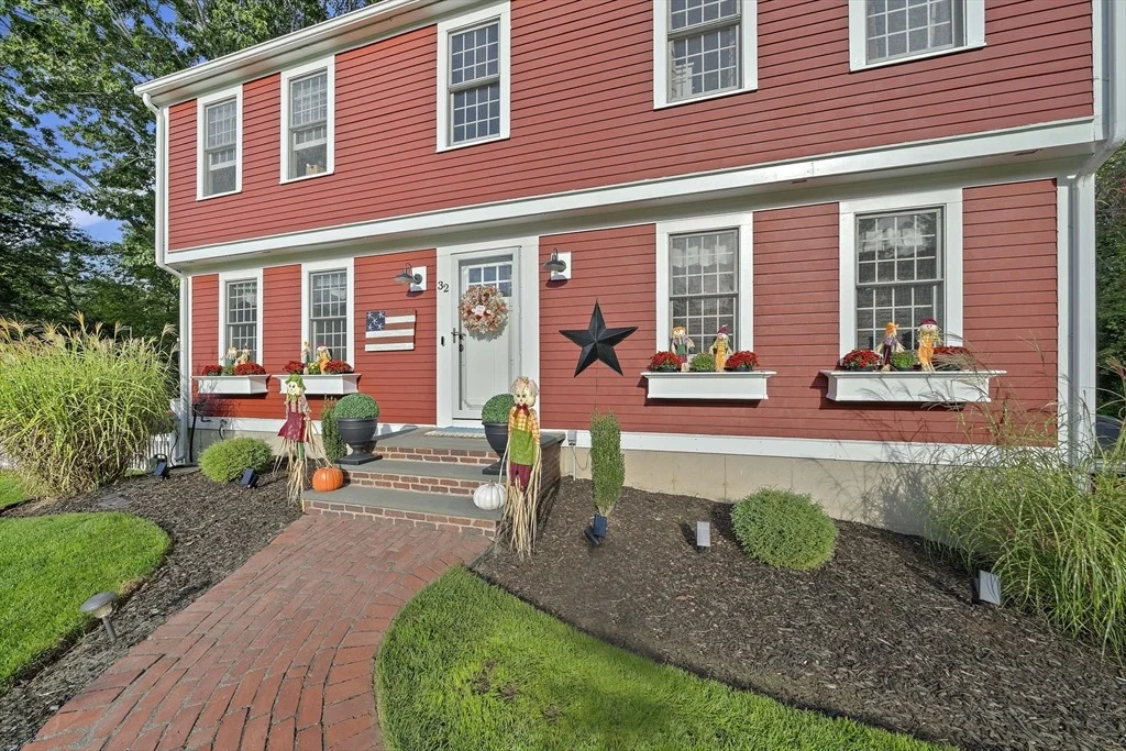Photo of 32 Bourne Park Ave