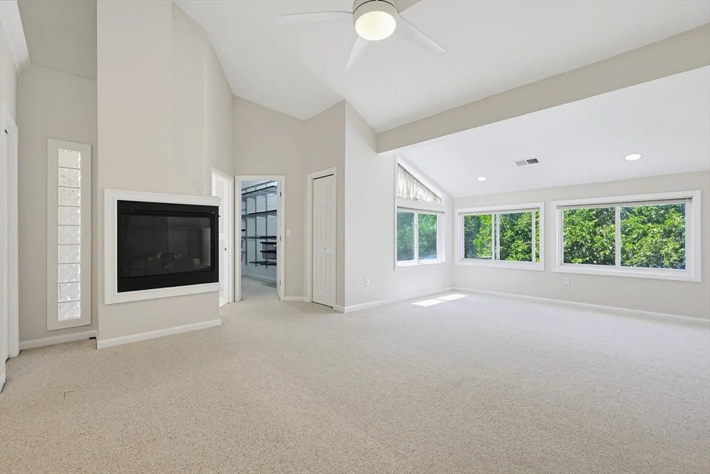 Photo of Unit 33 at 33 Half Crown Cir