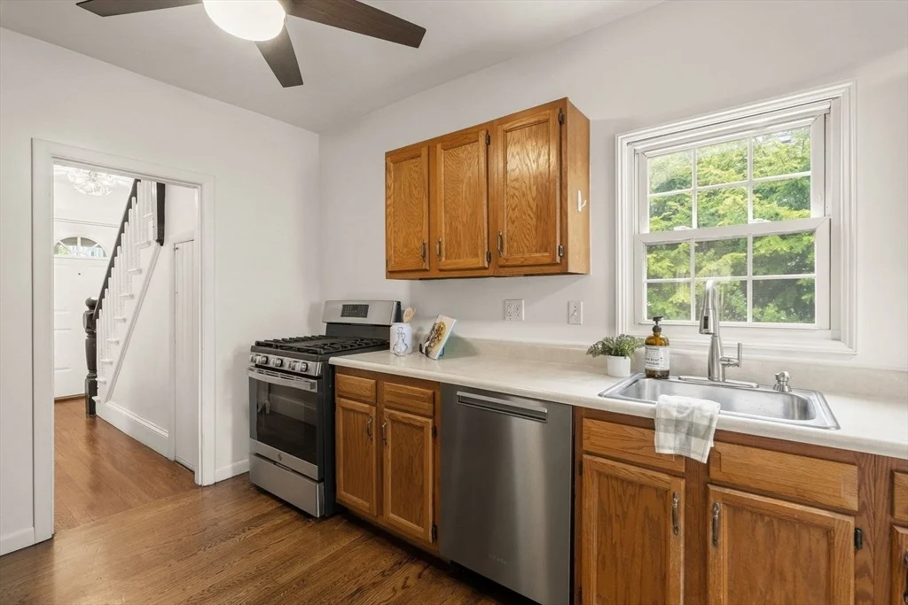 Photo of 53 Henderson St