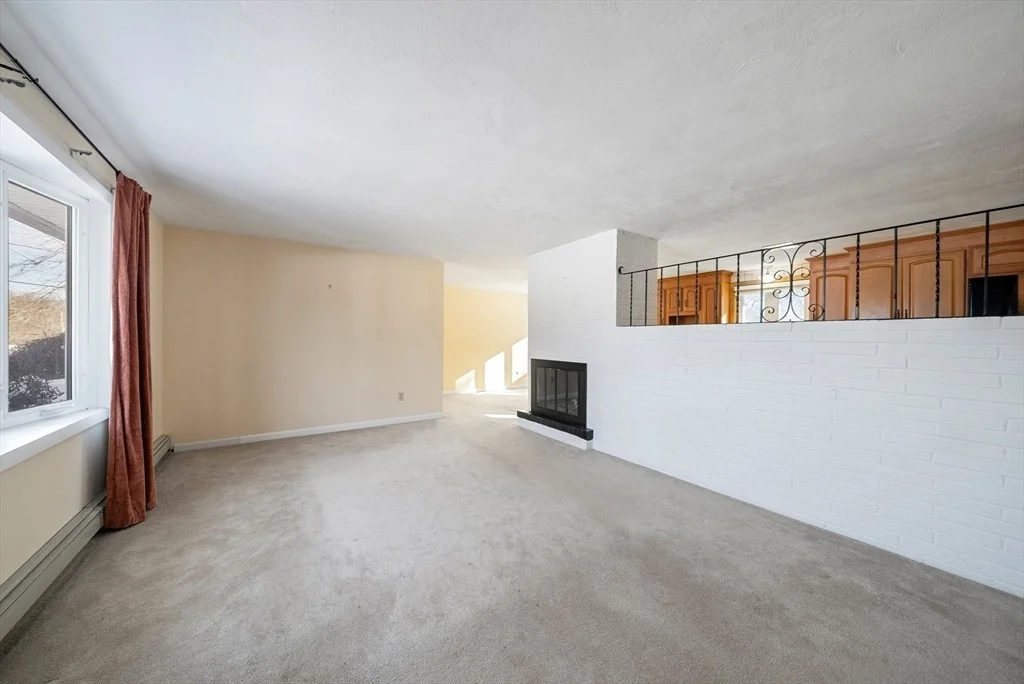 Photo of 15 Alida Rd
