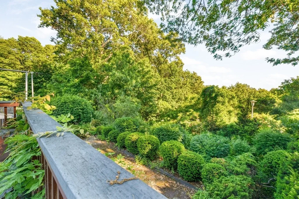 Photo of 45 Indian Hill Rd
