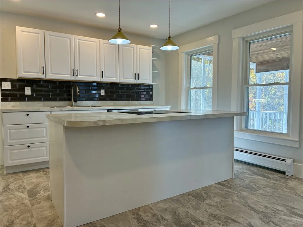 Photo of 140 Mechanic St