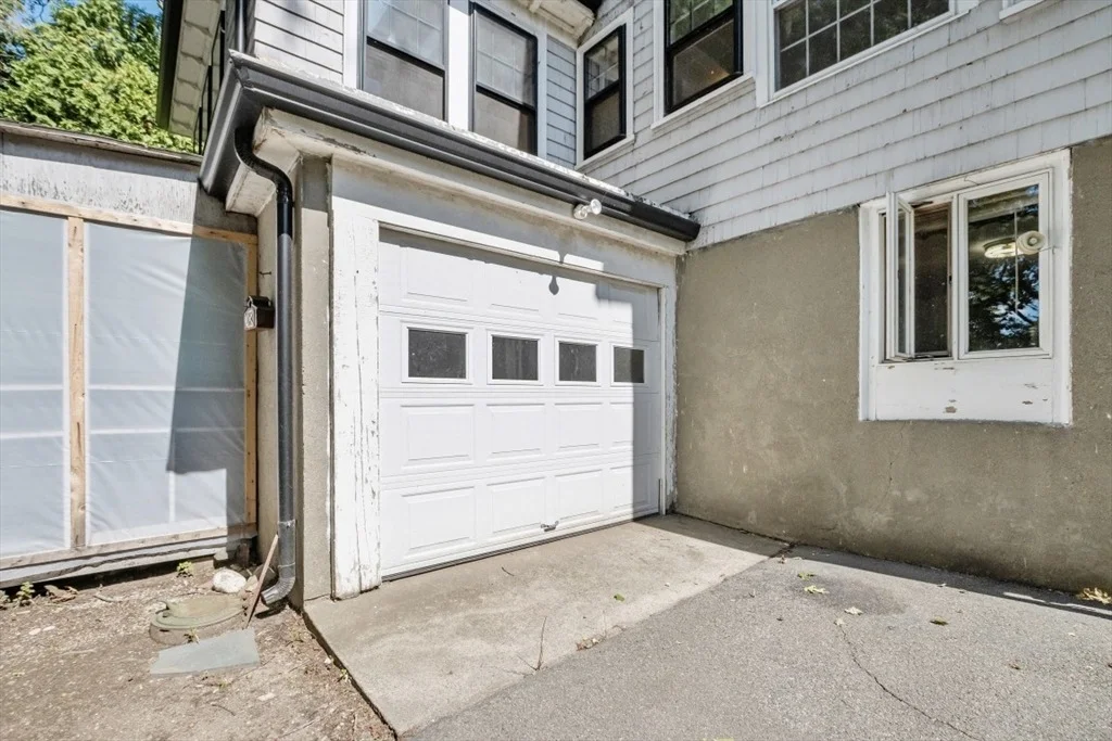 Photo of 75 Riverview Ave
